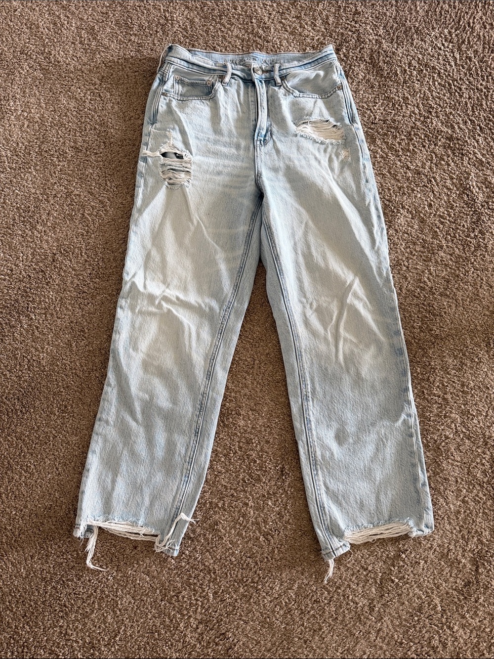 American Eagle Outfitters Light Blue Distressed Boyfriend Jeans